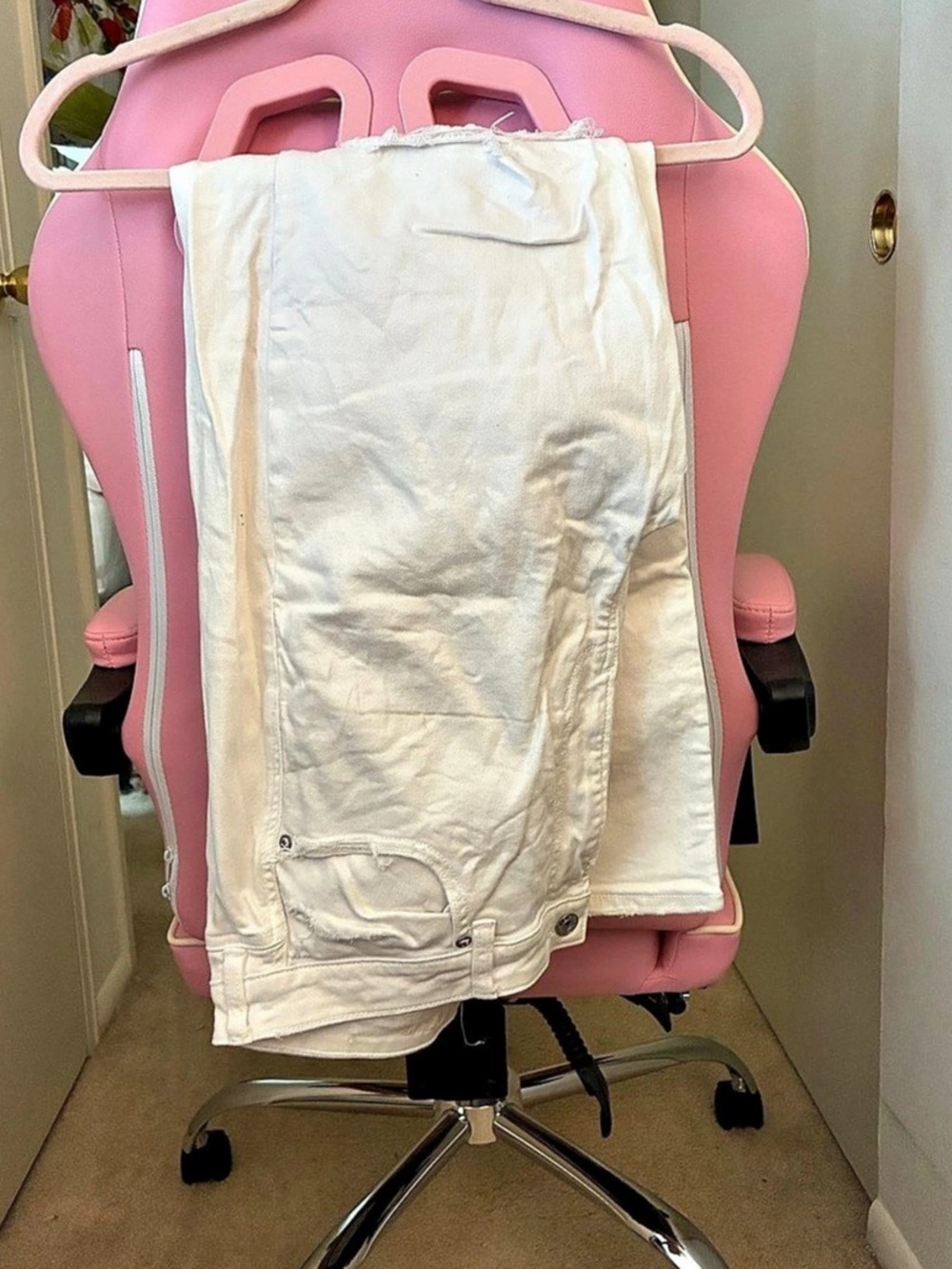 American Eagle white mom jean - 16